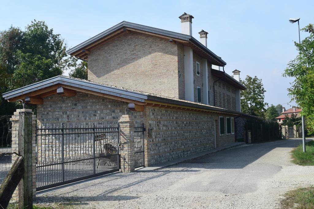 Da Gastone Villa Rivignano Bagian luar foto